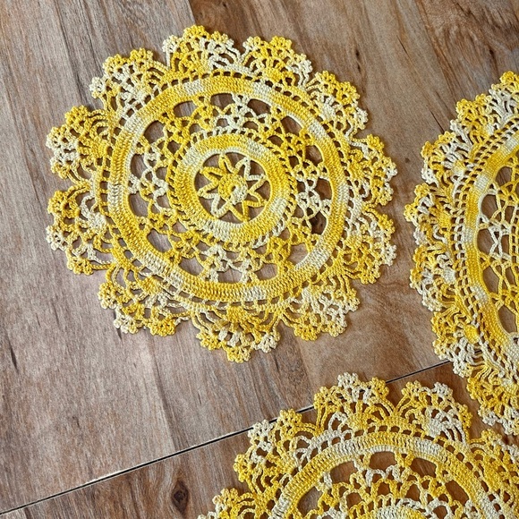 Handmade Doilies - Picture 6 of 6